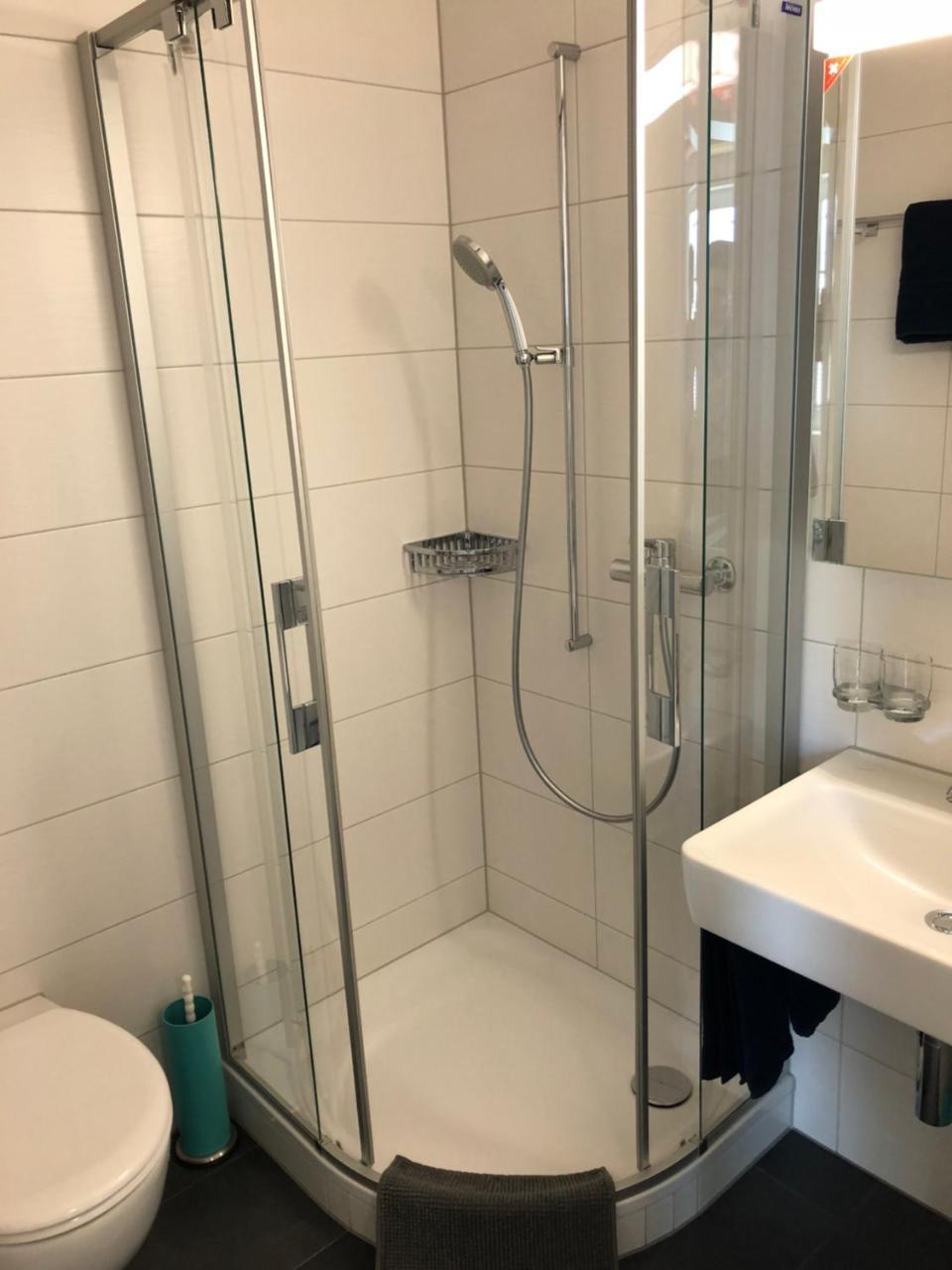 Von May Rooms Herbligen Eksteriør billede
